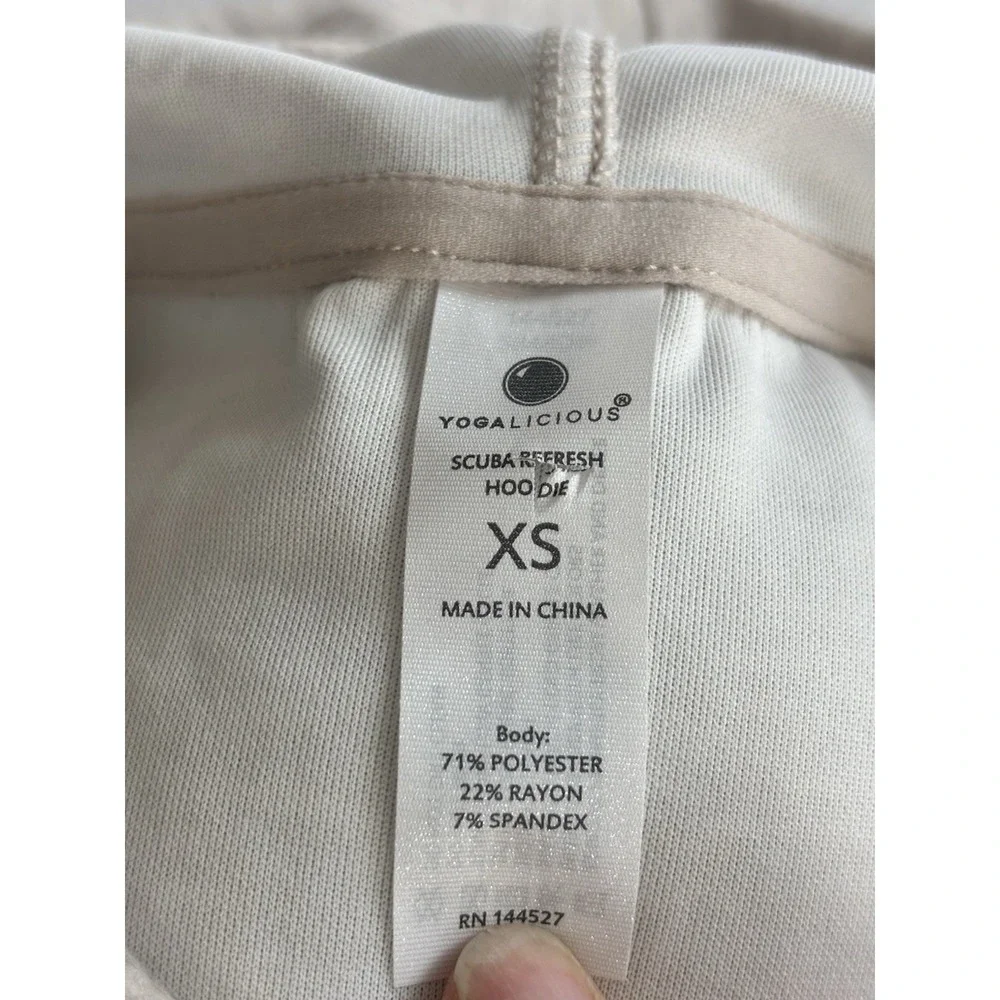 Yogalicious Women's XS Nacreous Cloud Scuba Refresh Hoodie Jacket‎ NEW NWT